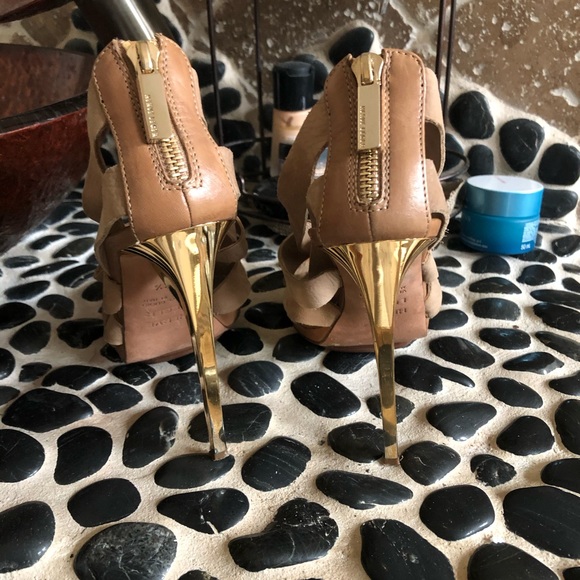 Herve Leger nude natural and gold stiletto sandals - Picture 5 of 6